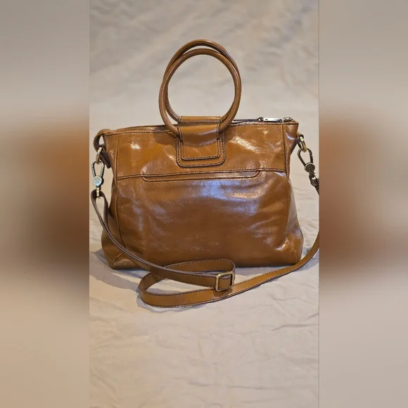 HOBO Brown Leather Shoulder Bag Shelia Medium - Picture 1 of 14